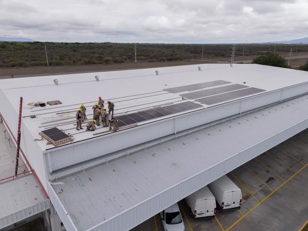 Placas fotovoltaicas de recoleccion solar para la generación de energía en industrias y comercios